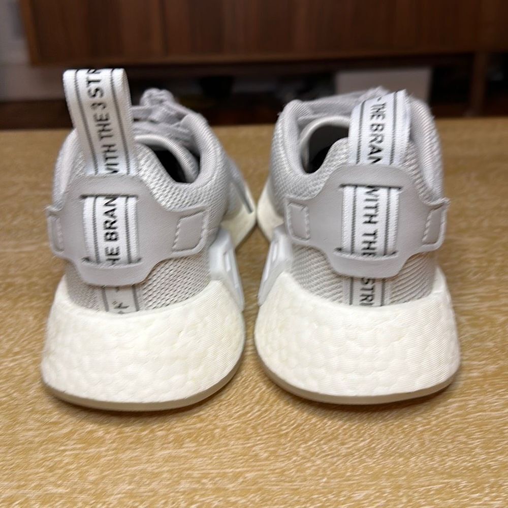 Adidas NMD‎ R2 - Picture 3 of 8